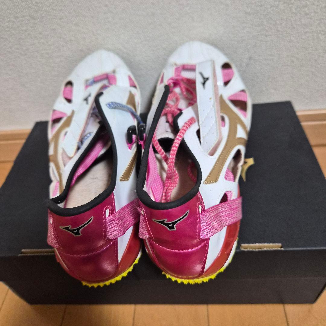 Mizuno インスサイレンサー NR5 ホワイト/ピンク/ゴールド