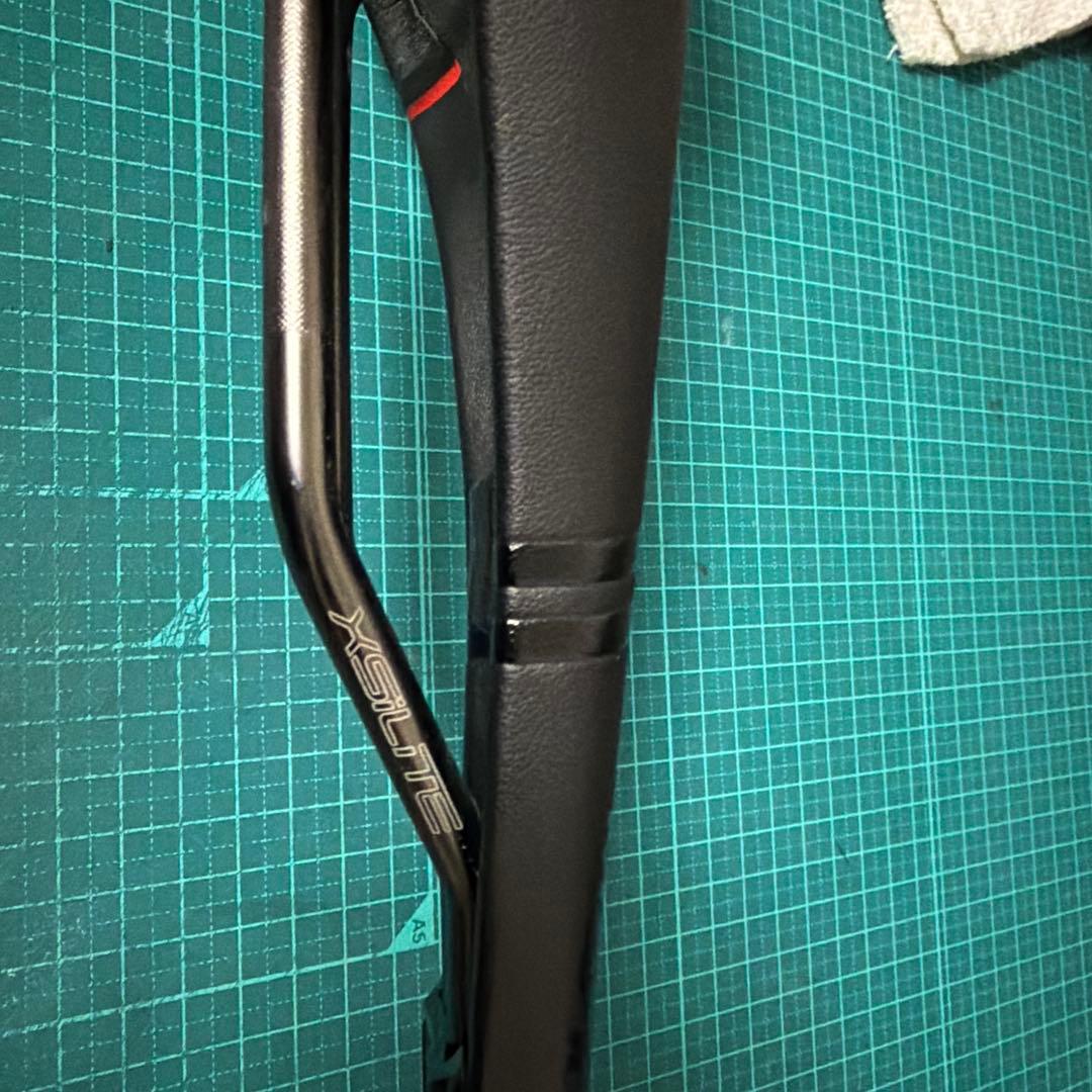 サンマルコ マントラ NARROW レッド サドル