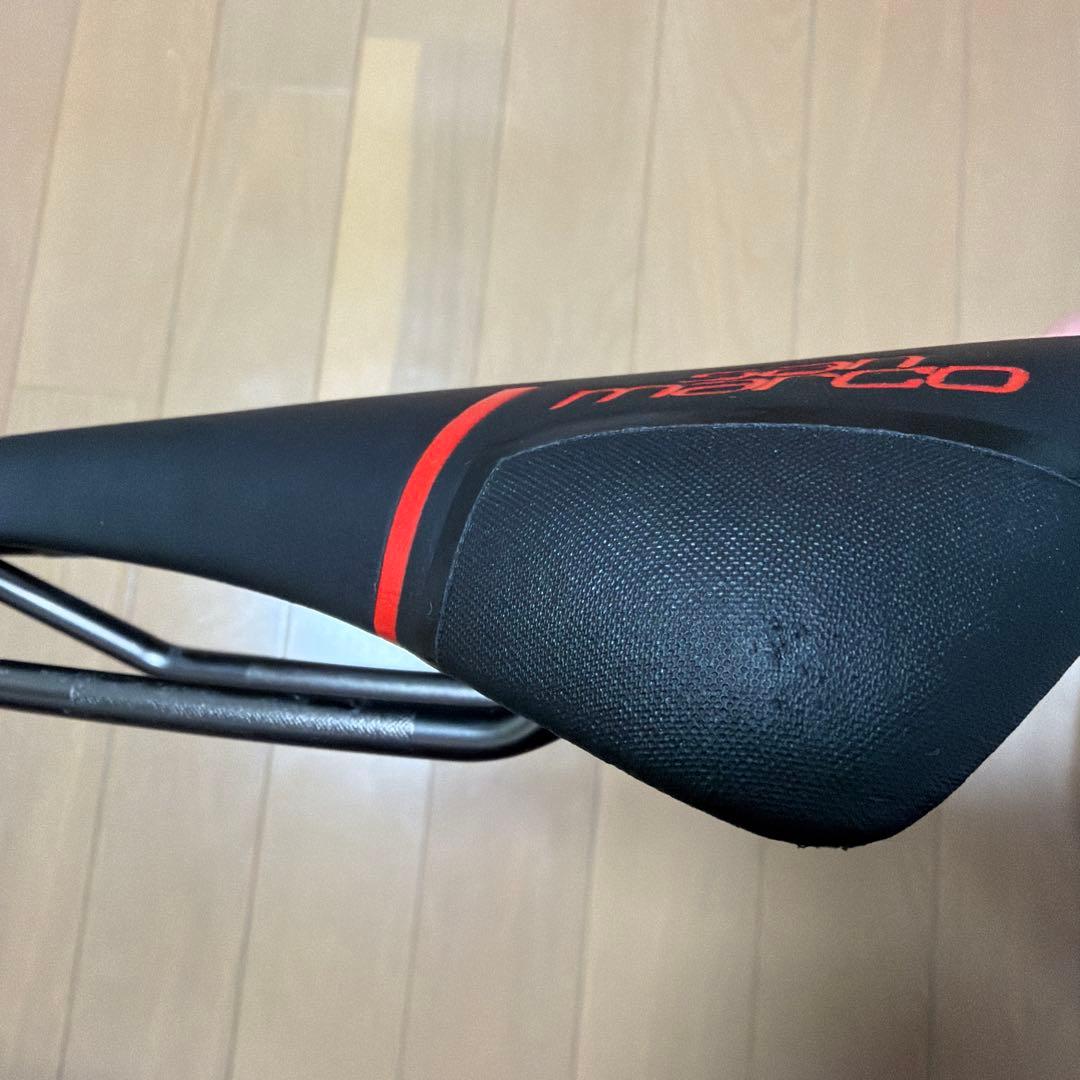 サンマルコ マントラ NARROW レッド サドル