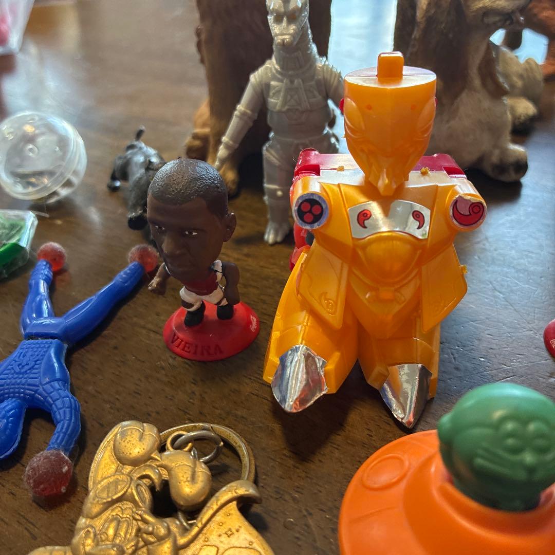 フィギュアセット ミッキー・恐竜・犬など