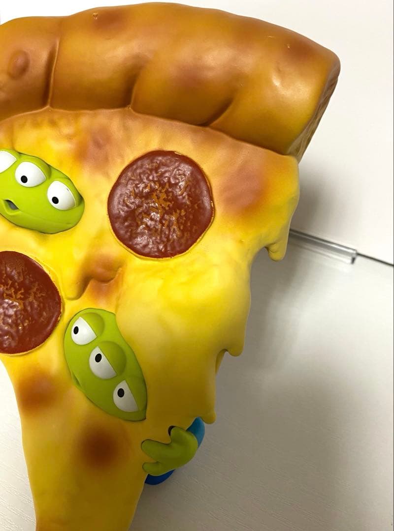 エイリアン　トイストーリー　スタチュー　soap studio ピザ