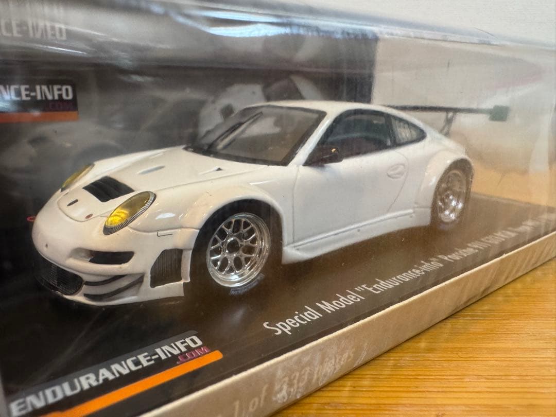 【SPARK】限定333 Porsche 911 GT3 RSR 2009
