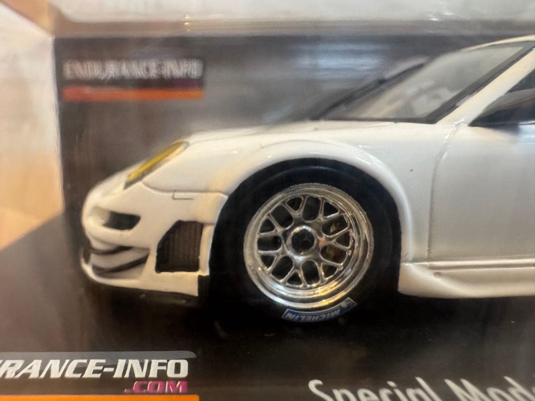 【SPARK】限定333 Porsche 911 GT3 RSR 2009