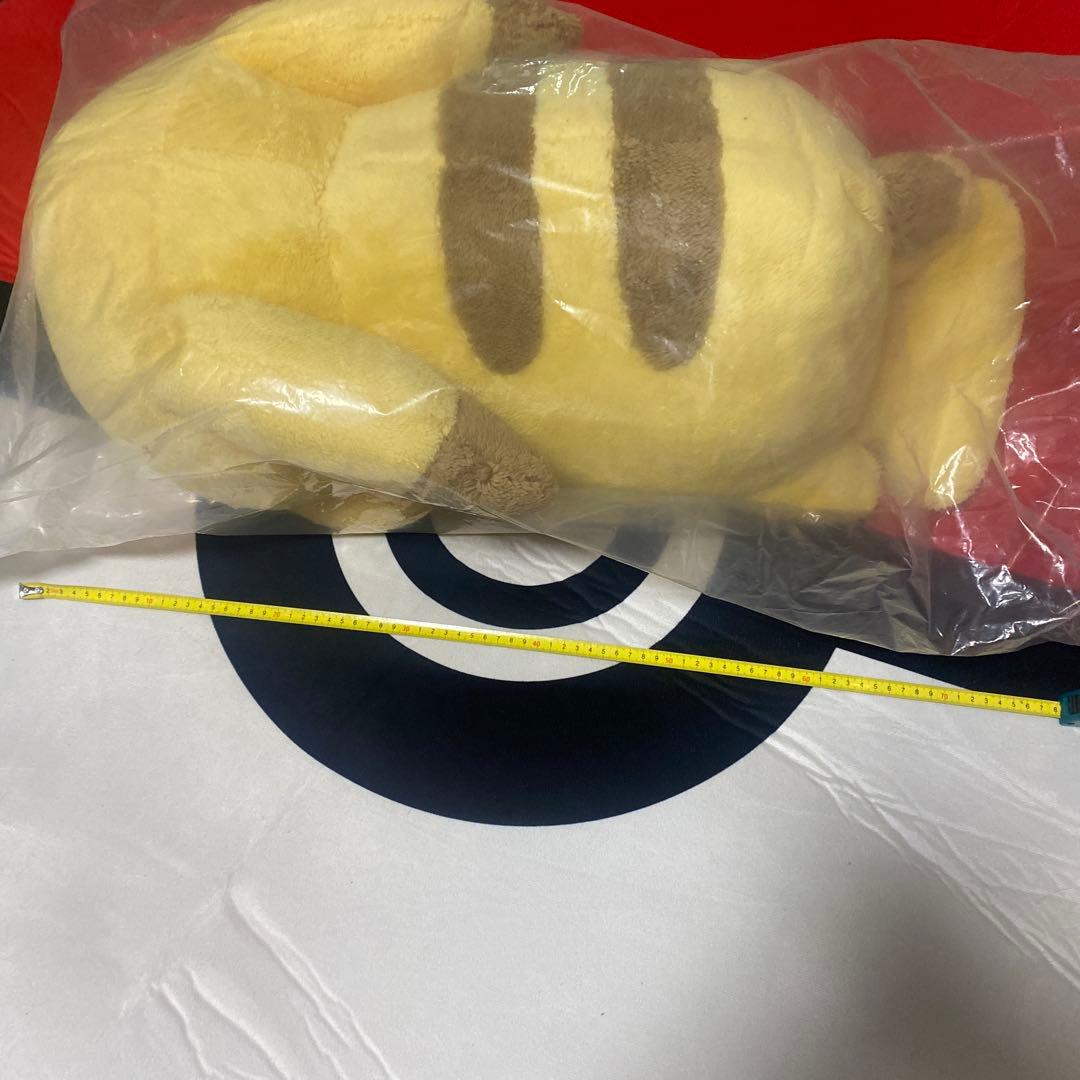 ポケモン　寝そべりピカチュウBIGぬいぐるみ　未使用品タグ付き　約70㎝