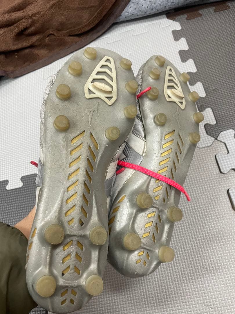 Mizuno Morelia Neo 3Japan限定サッカーシューズ ホワイト