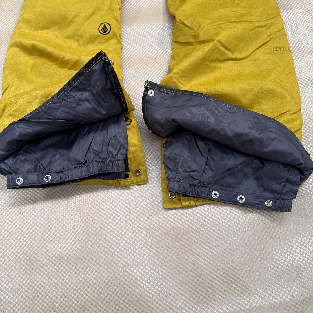 VOLCOM スノーボード用ウエア パンツイエロー系　ボルコム