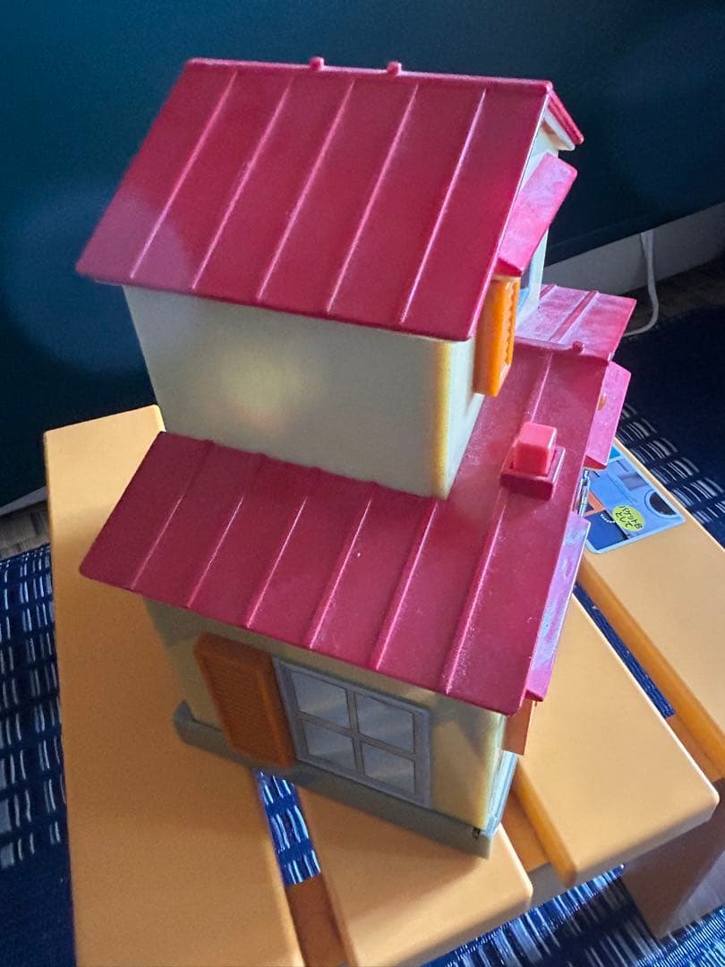 ドラえもん のび太の家 とびだす4つの大冒険　その他（カラー本）