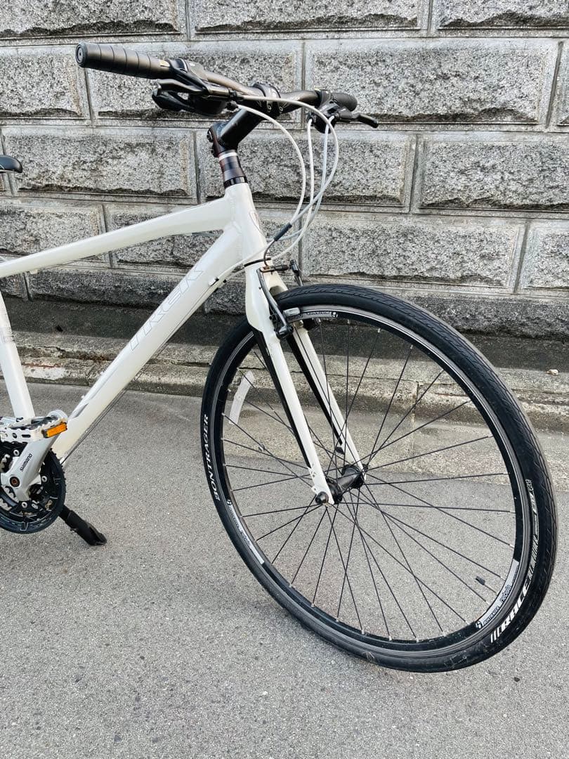 TREK 7.4FX クロスバイク 2014年式 Fフォークカーボン　大阪引取
