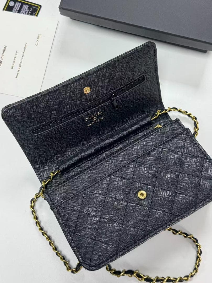vip 非売品☆新品ブラック レザー ショルダーバッグdf
