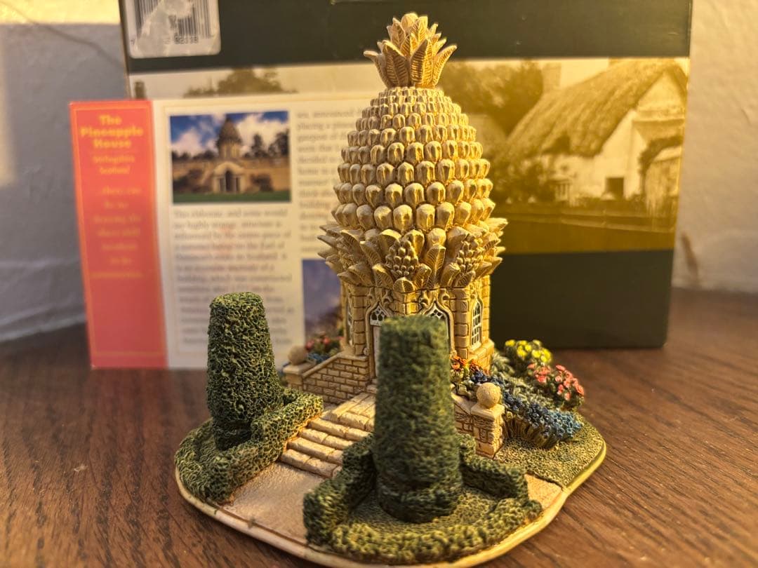 LILLIPUTLANリリパット レーン THE PINEAPPLE HOUSE