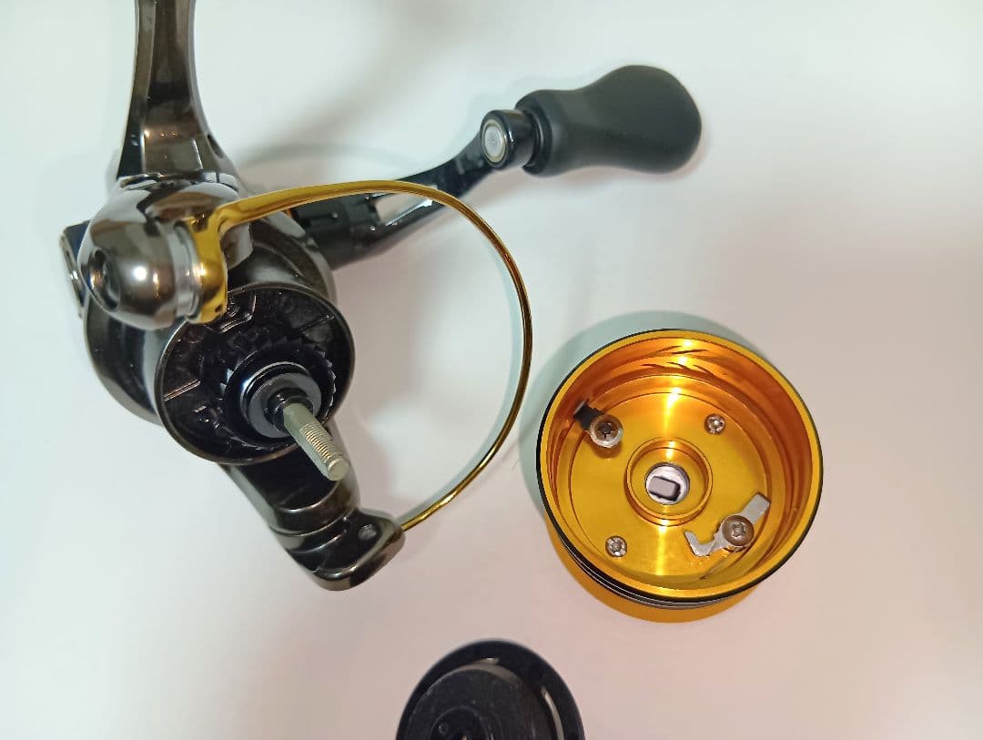 【美品】 17ソアレCI4+ 500S スピニングリール