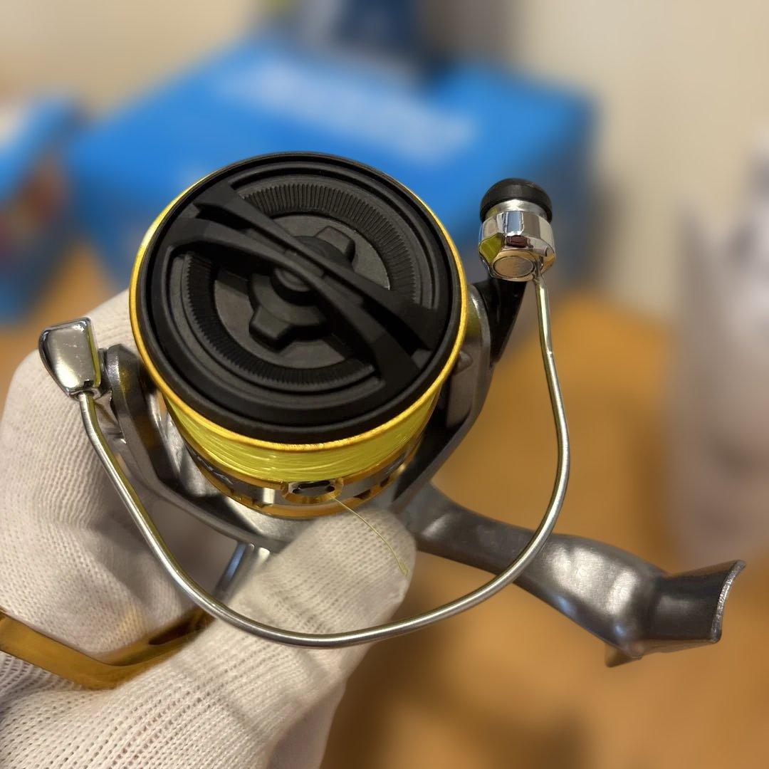 SHIMANO セドナC3000HG リール