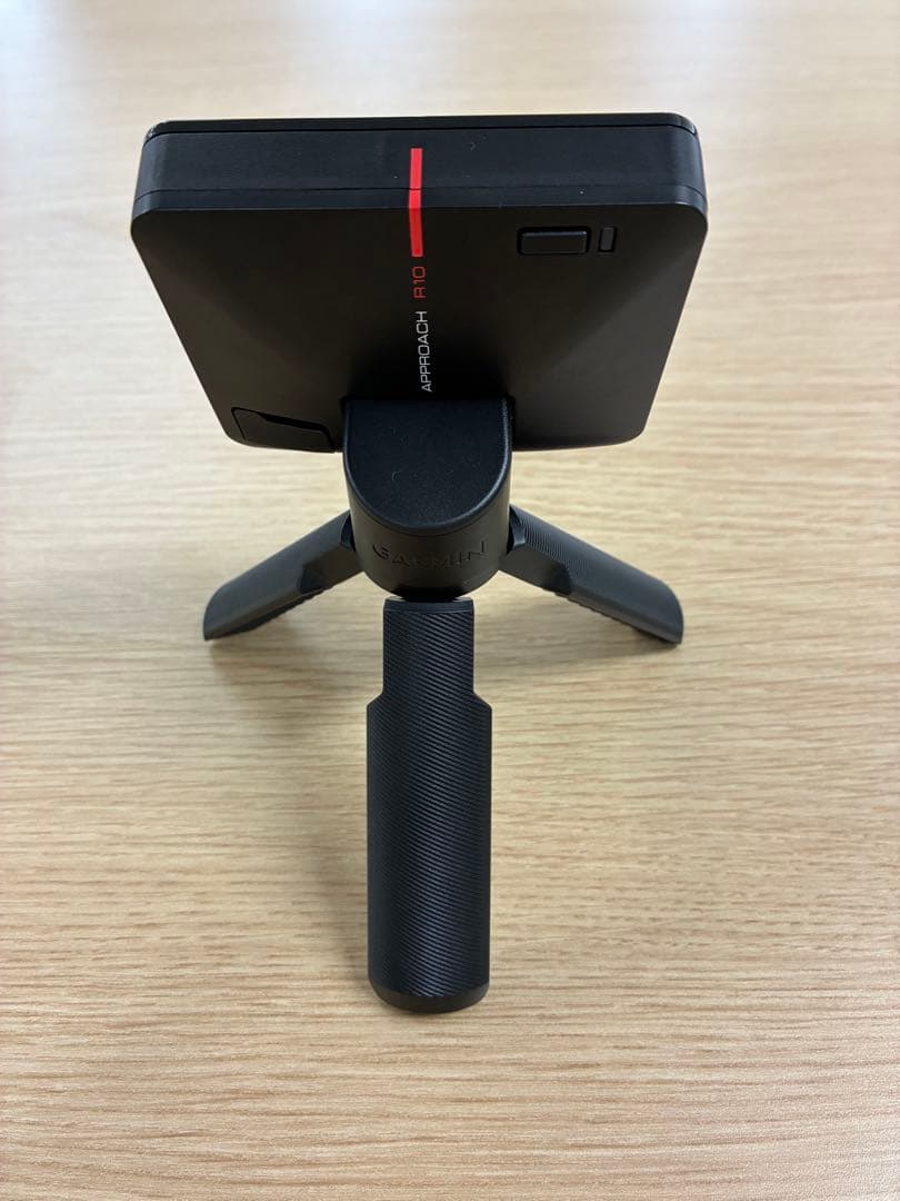 GARMIN APPROACH R10 ゴルフ弾道測定器　距離計測