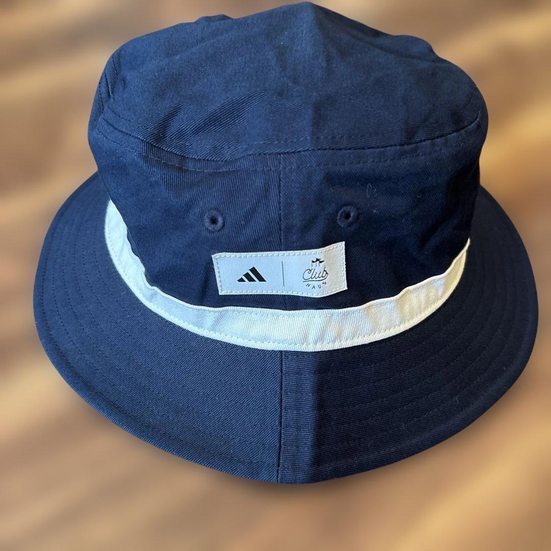 新品美品　クラブハウス×adidas ハット　たたみジワあり