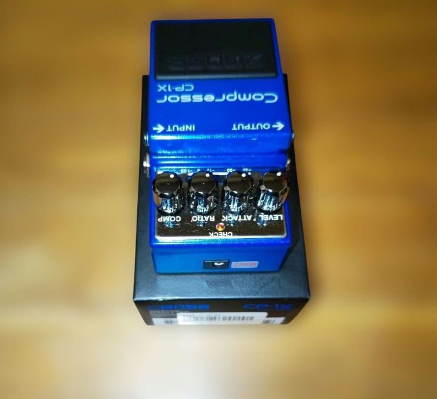 BOSS コンプレッサー CP-1X （DC9v電源アダプター付)