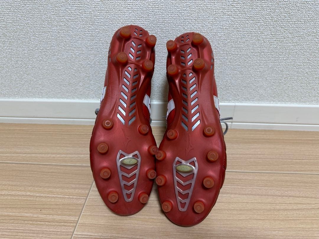 MIZUNO モレリアNEO3 パッションレッド限定モデル26cm