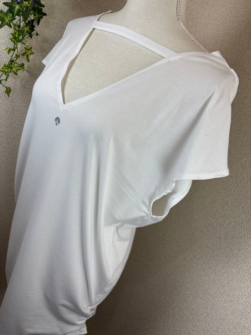 【タグ付未使用】 SUKALA プリントドレープ Tシャツ M