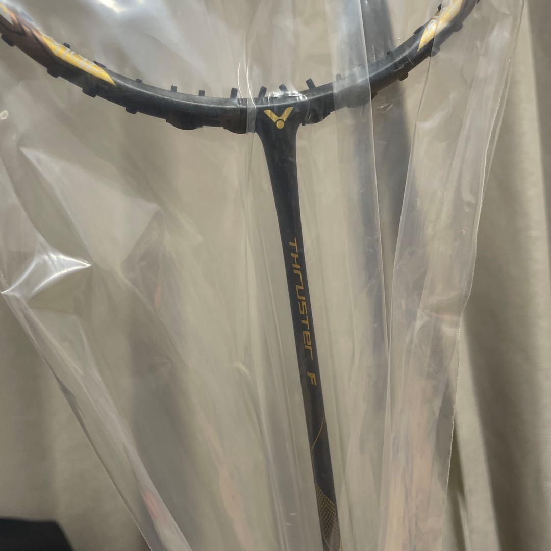 【新品】VICTOR Thruster F バドミントンラケット　4UG5