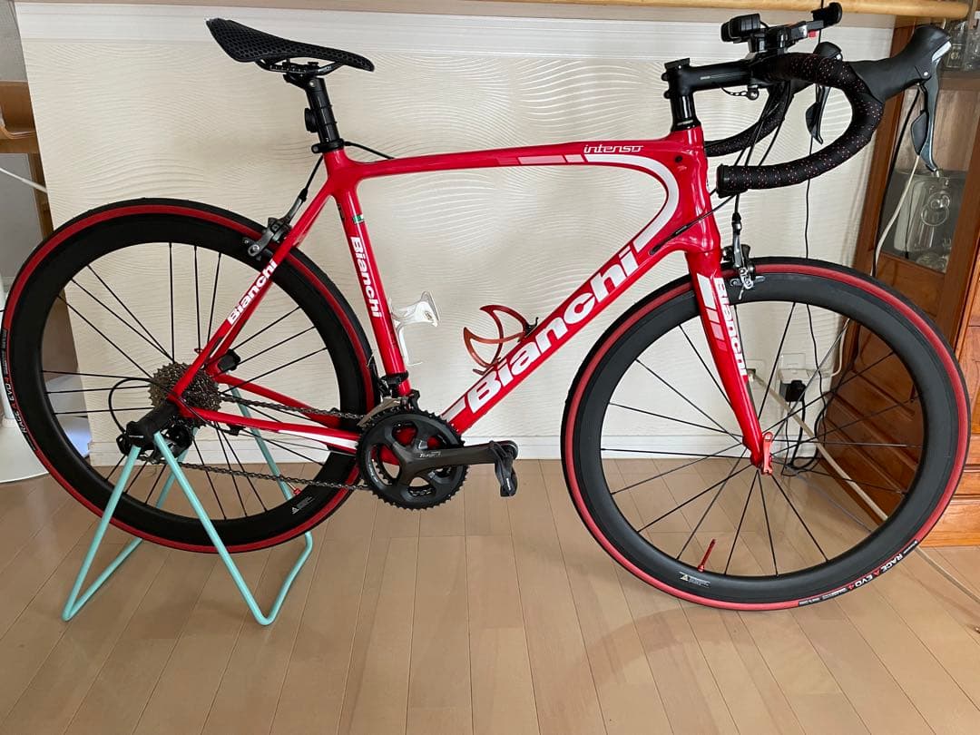 Bianchi Intenso レッド　サイズ57(175-185cm)