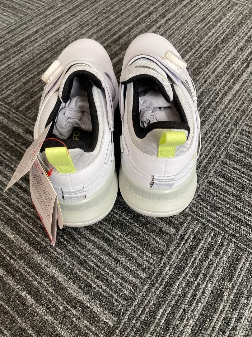 New Balance Fresh Foam ゴルフシューズ