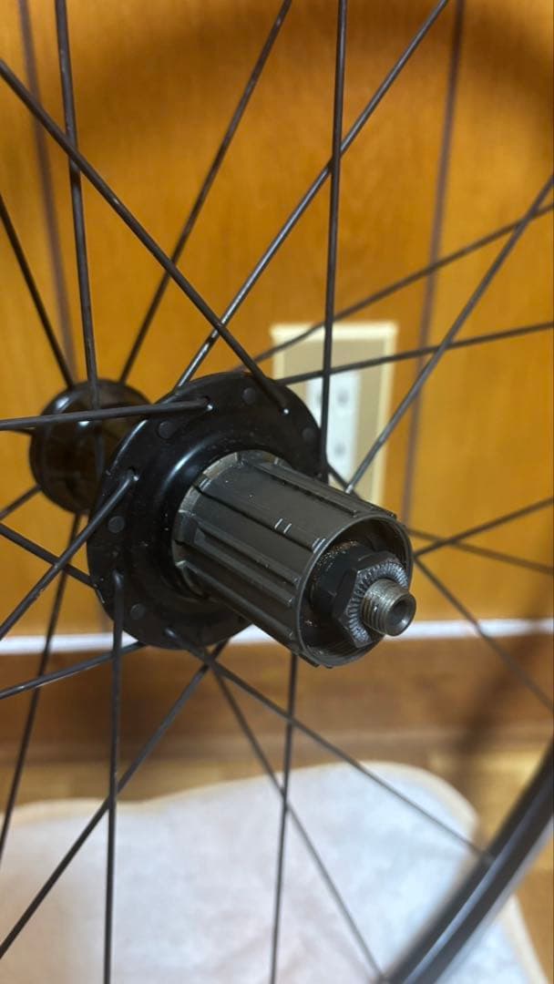 ロードバイク用リアホイール