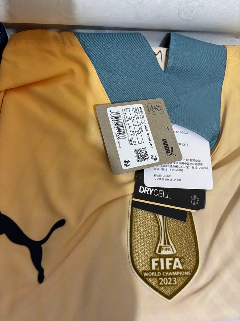 Oasis デフィニットリー・シティ Man Cityユニフォーム　限定品