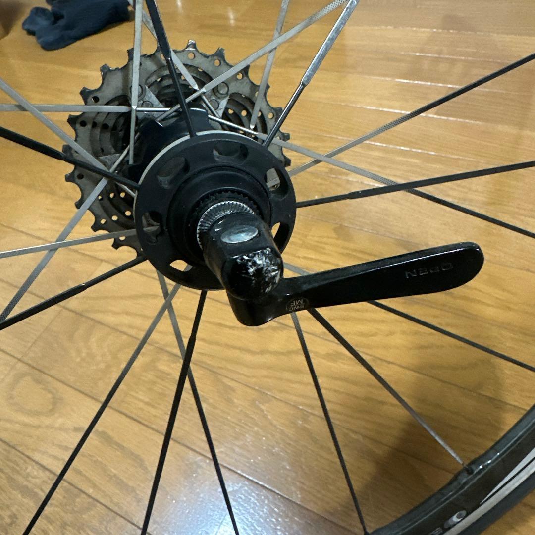 Shimano RS81 C35 10速用ホイール タイヤ付き