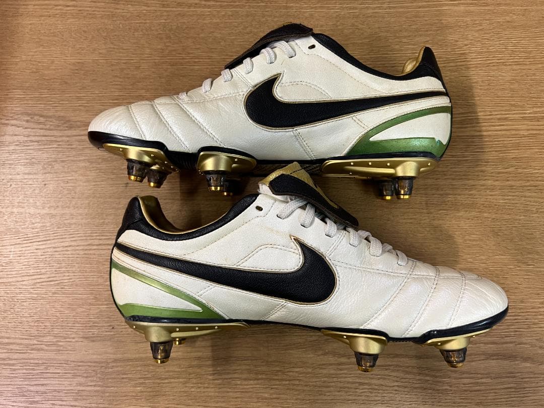 NIKE 07 ズームテイエンポレジェンド　ＳＧ　２５．５cm