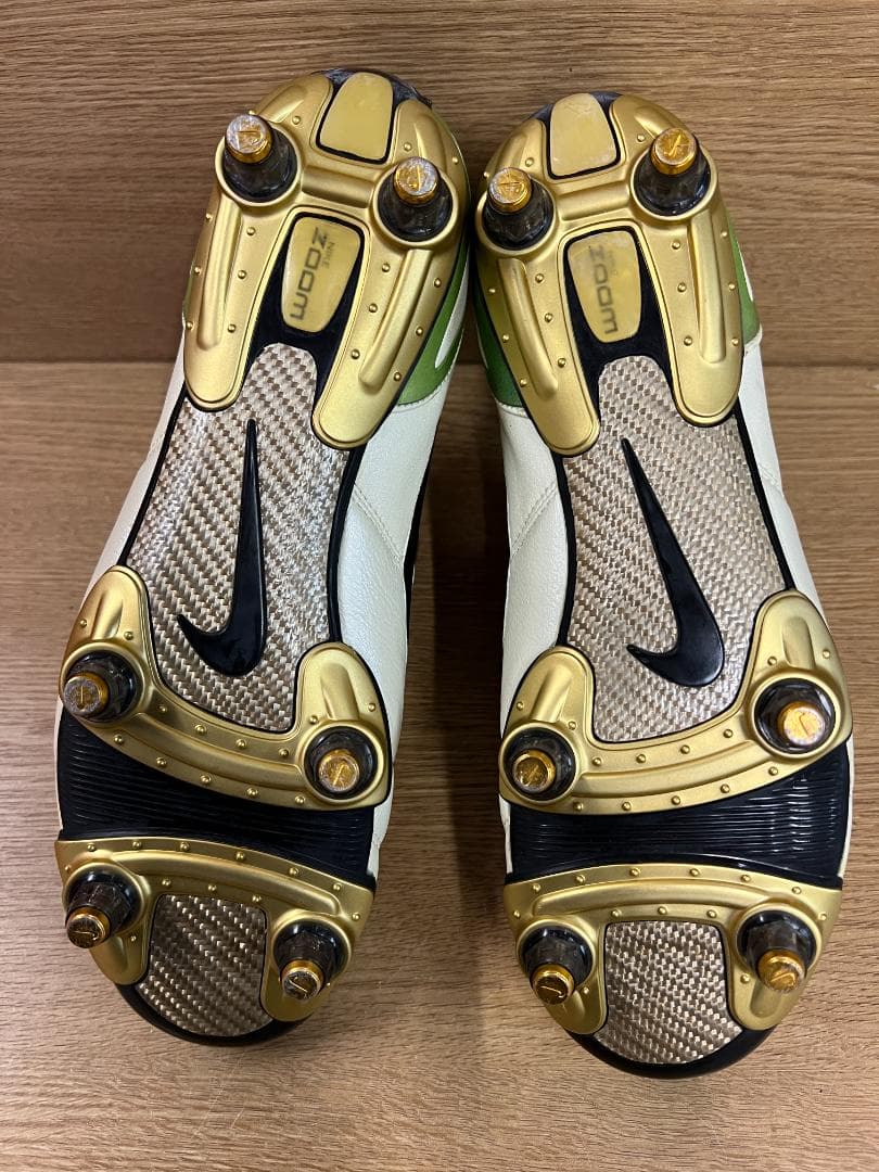 NIKE 07 ズームテイエンポレジェンド　ＳＧ　２５．５cm