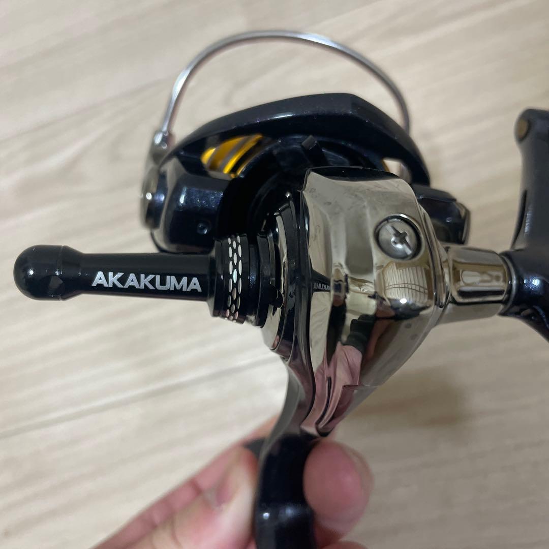 Daiwa REVROS LT 3000S-CH-DH スピニングリール　ダイワ