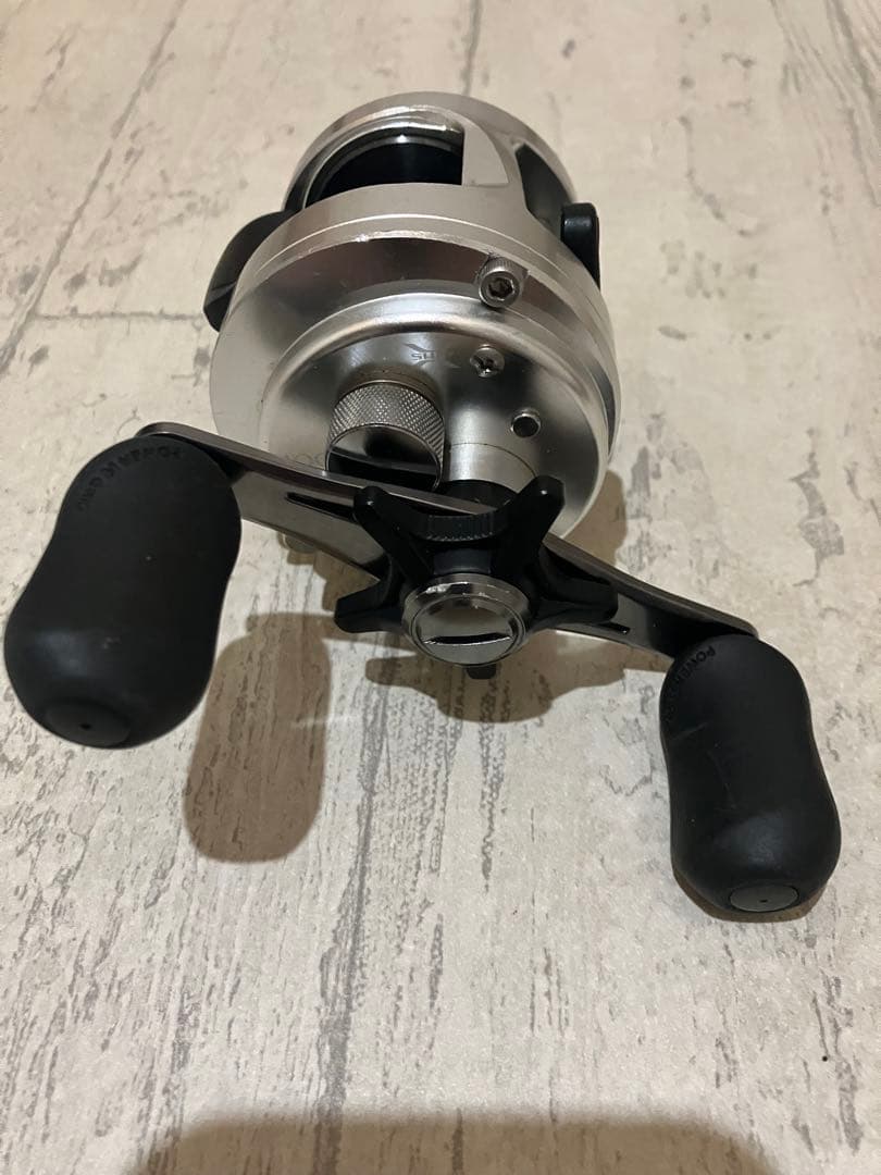 シマノ　12カルカッタ100￼ 右巻き　ライトカスタム