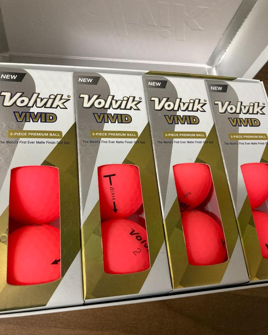 【新古品】Volvik ヴォルビック　ビビッド/ピンク　1ダース/12球