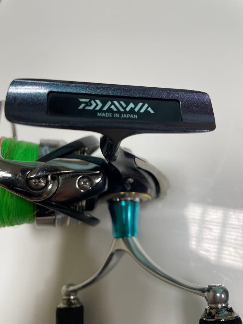 Daiwa エメラルダス2508PE-H（エメラルダスエア専用ダブルハンドル付）