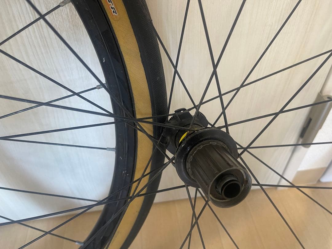 マビック　mavic アクシウム　ディスク　マクシスタイヤつき！　135mm