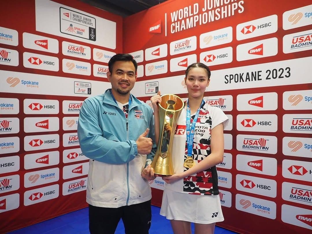 YONEX限定マレーシア/タイ/中国代表選手着用モデル 廃盤支給品LZJ桃田賢斗