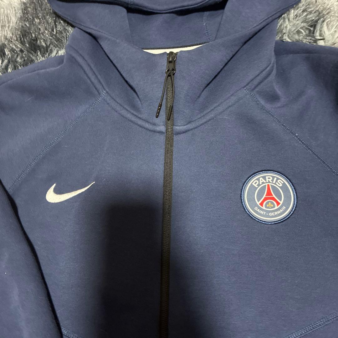 NIKEパリサンジェルマンパリSGテックフリース フルジップフーディー即購入ok