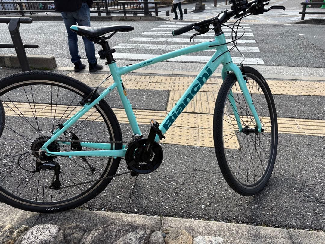 2024年製ビアンキＣスポーツクロスバイク美品♪大阪