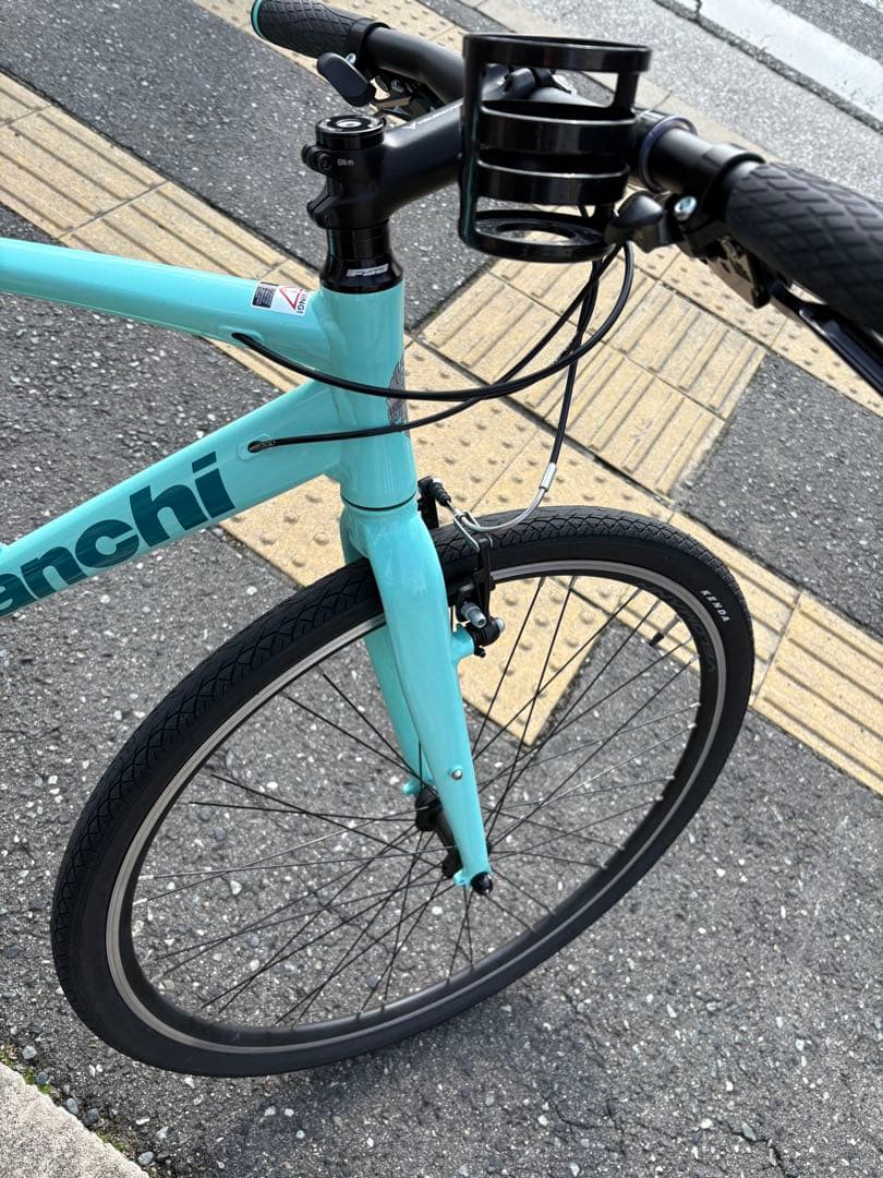 2024年製ビアンキＣスポーツクロスバイク美品♪大阪