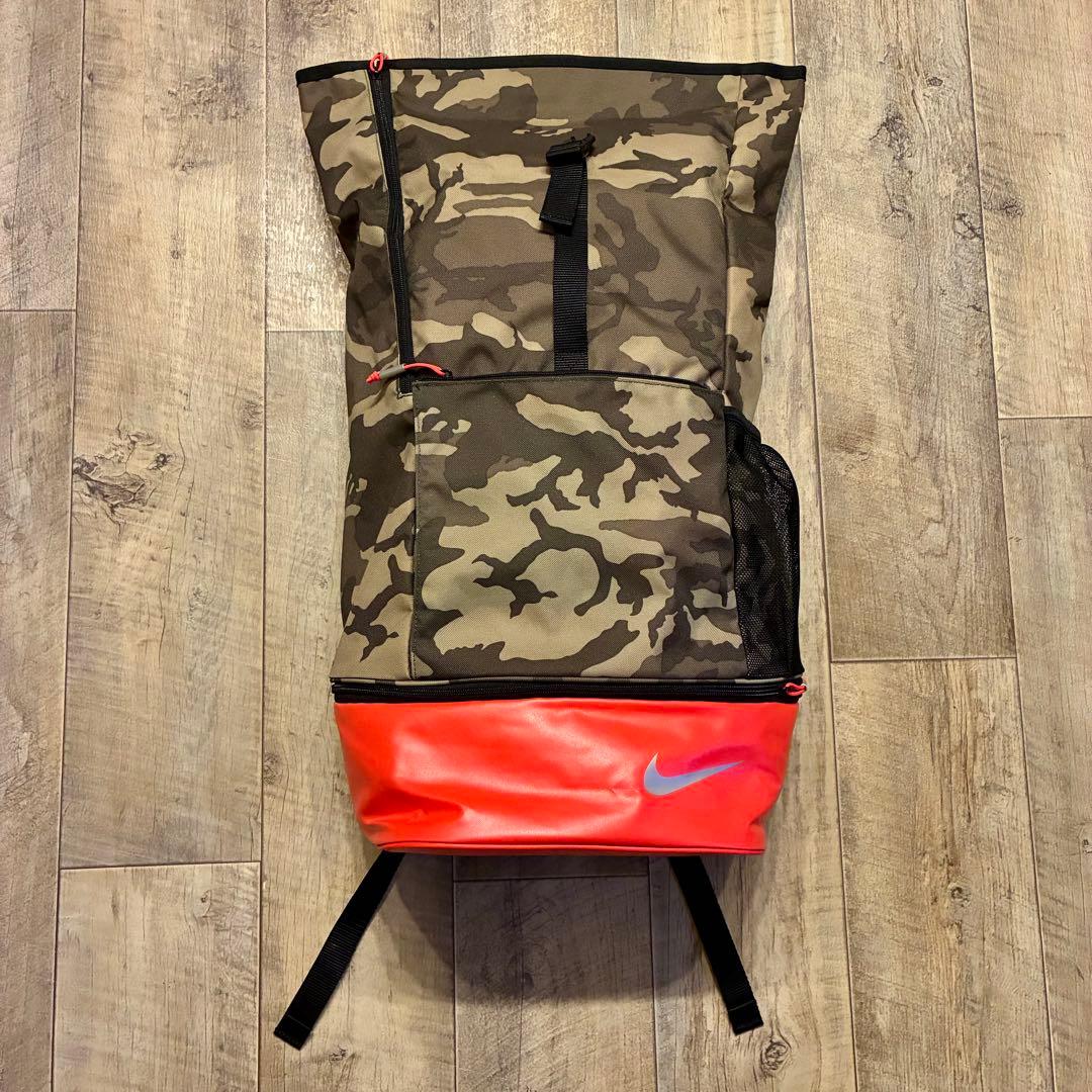 【美品】Nike カモフラージュ ゴルフ ロールトップリュック 大容量