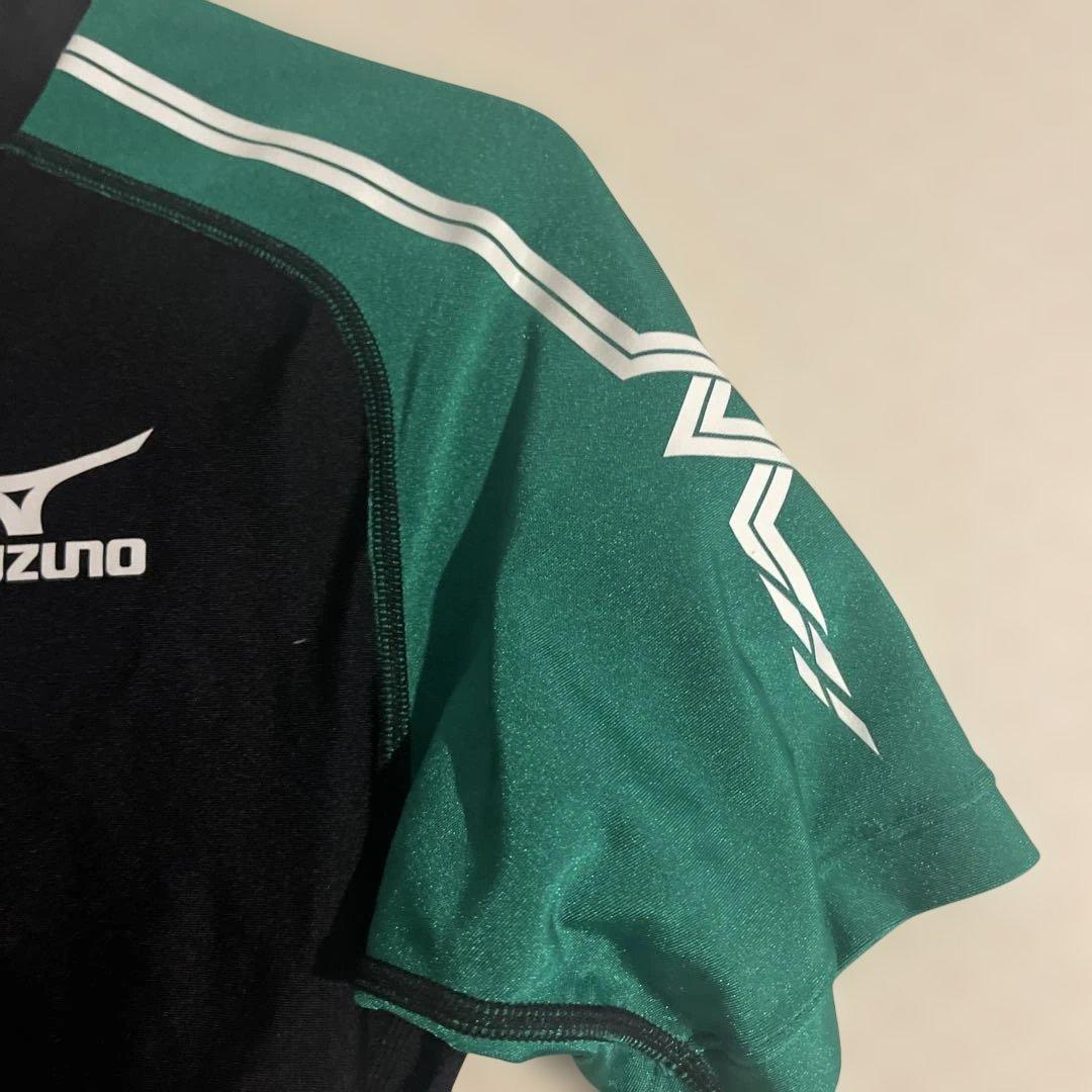 Mizuno 半袖シャツ 黒と緑