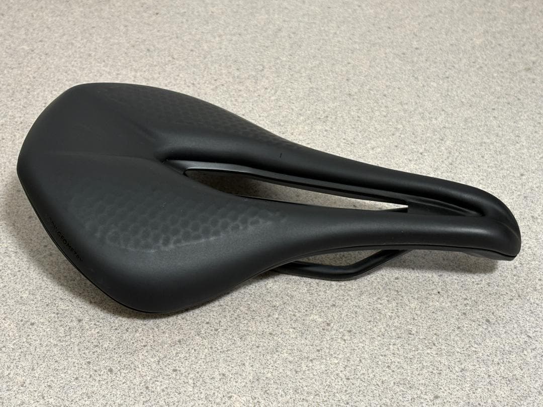 SPECIALIZED POWER EXPERT MIRRORサドル 143mm