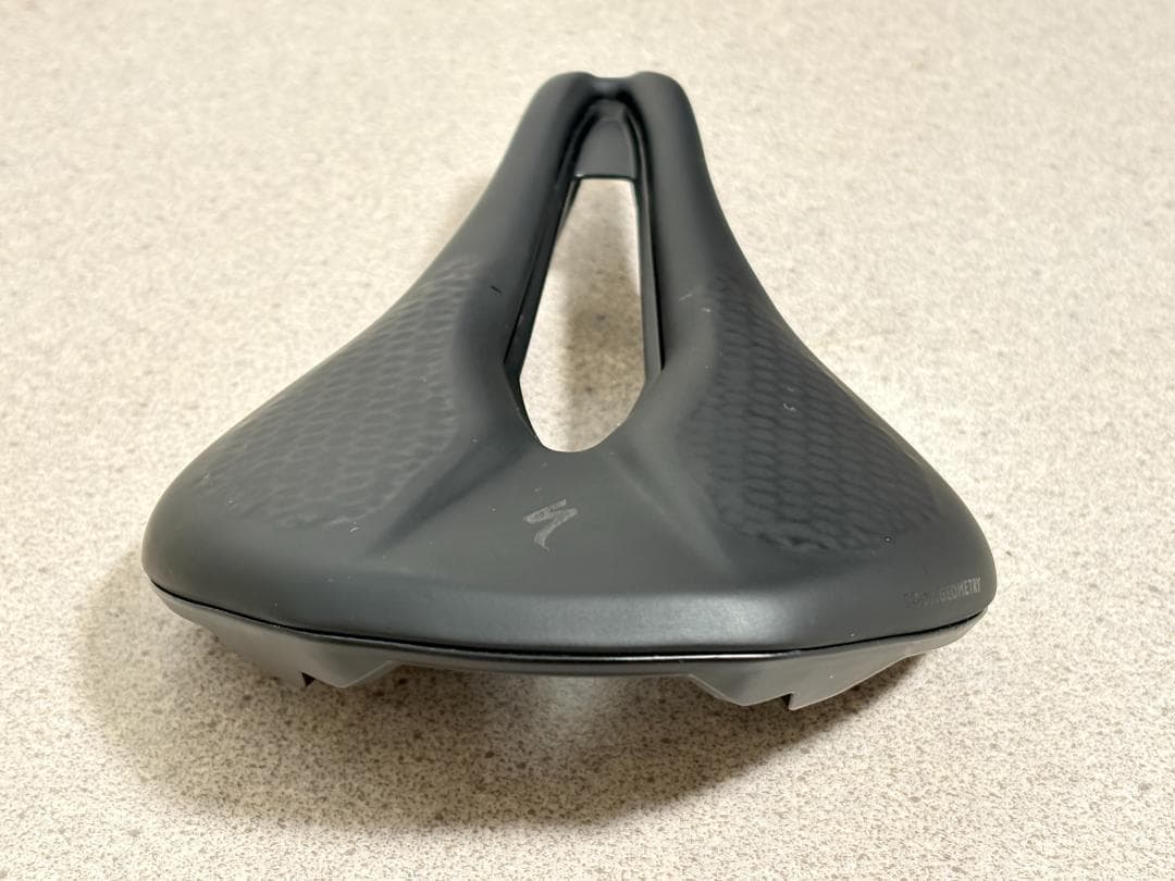 SPECIALIZED POWER EXPERT MIRRORサドル 143mm