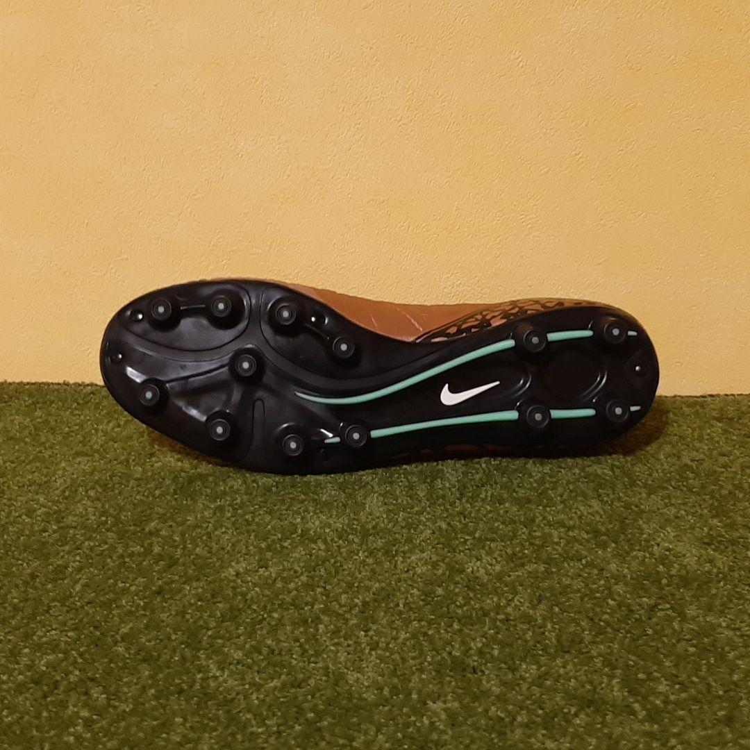 新品 サッカースパイク ナイキ ハイパーヴェノム 廃盤 激レア 26.0cm