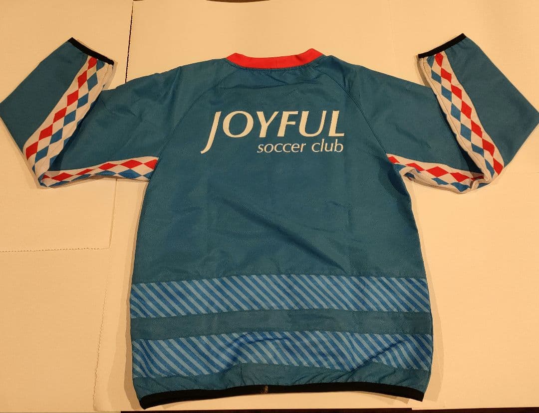 JOYFUL サッカークラブ ピステ上下 セット（新品）