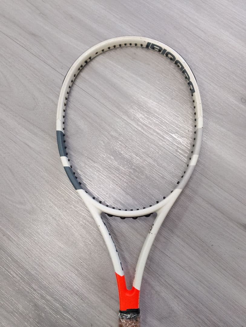 Babolat Pure Strike98 テニスラケット