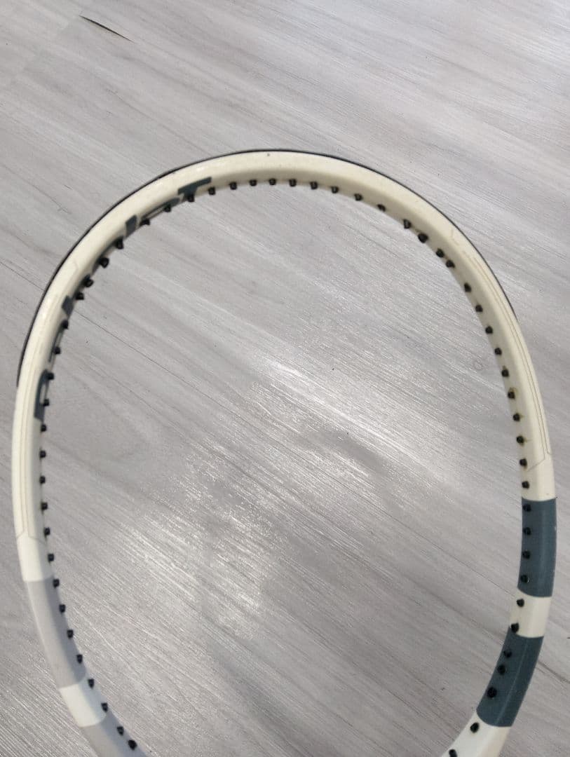 Babolat Pure Strike98 テニスラケット