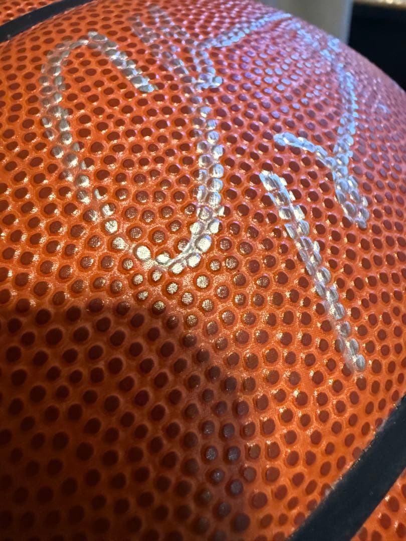 Wilson サイン入りバスケットボール　Charles Barkley