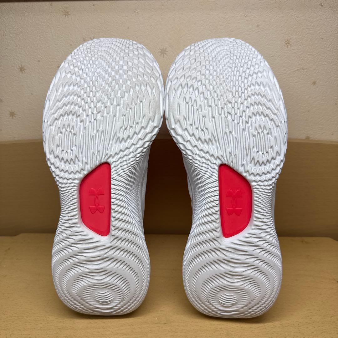 カリー4 flotro under armour