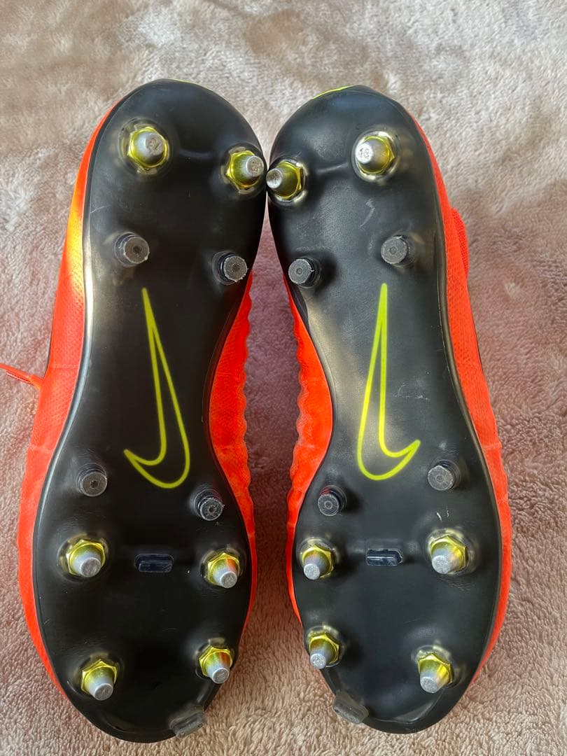 Nike マジスタ オブラ2 アンチクロッグ 取替式 28cm