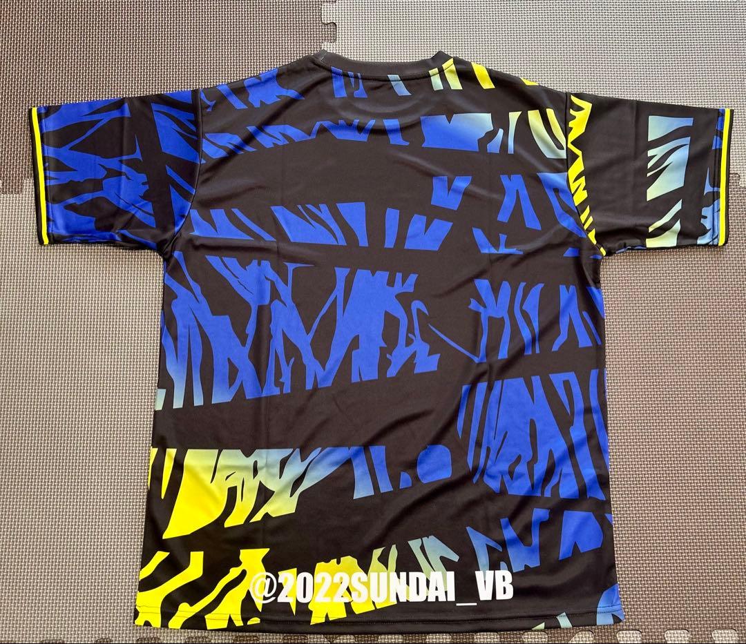 駿台学園　２０２４年度　公式練習用Ｔシャツ　バレーボール部　新品　ＸＬ　貴重